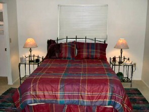 112peppertree-bedroom1